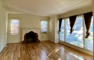 2 beds, 1 bath, $3,795