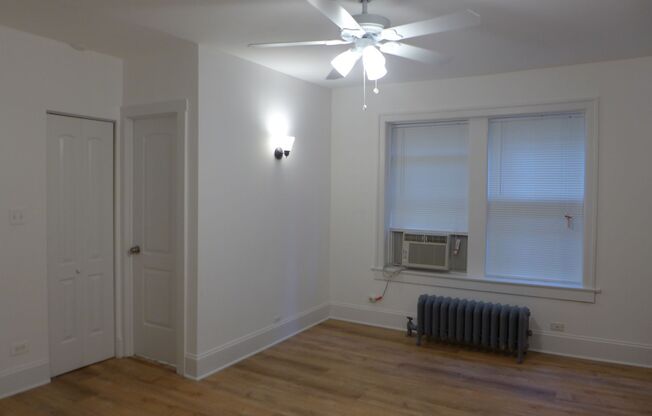 Studio, 1 bath, 325 sqft, $1,395, Unit 105