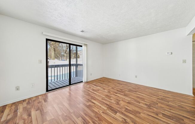 1 bed, 1 bath, 710 sqft, $805, Unit 07-02