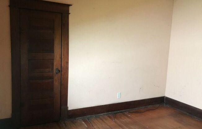 2 bedroom 1 bath