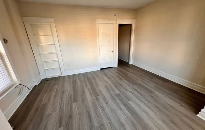 2 beds, 1 bath, $1,700, Unit Unit 2