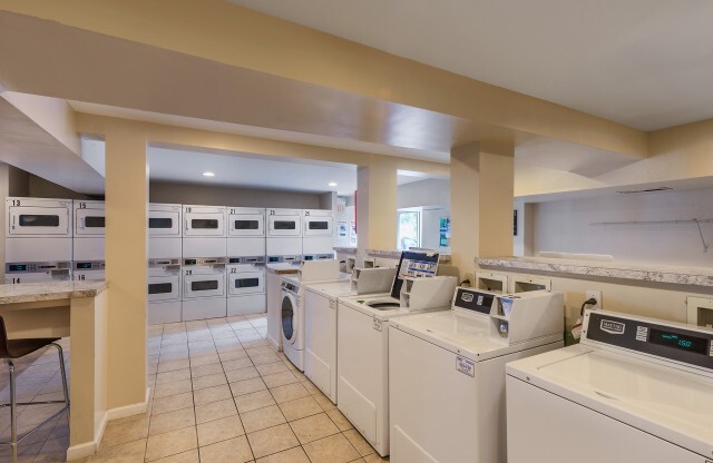 Community Laundry | Pinebrook Apartments