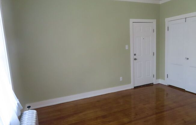 Studio, 1 bath, 400 sqft, $695, Unit #9