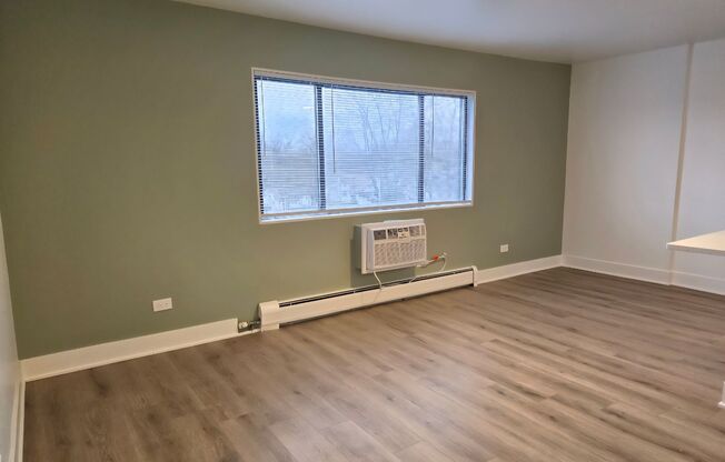 1 bed, 1 bath, 528 sqft, $1,695, Unit #81