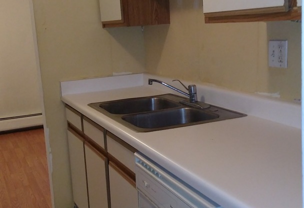 1 bed, 1 bath, $1,400, Unit UNIT 111