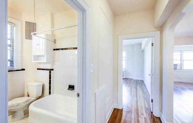 The-Frontenac-Hallway-into-Bathroom-and-Living-Room