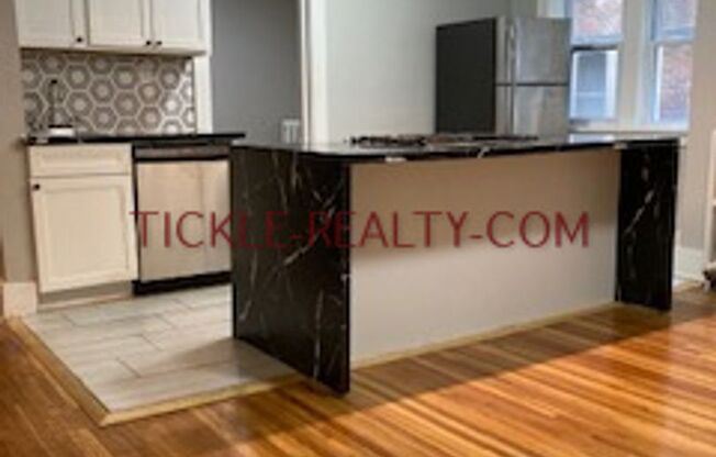 1 bed, 1 bath, $1,250, Unit D103