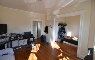 1669 Commonwealth Ave.