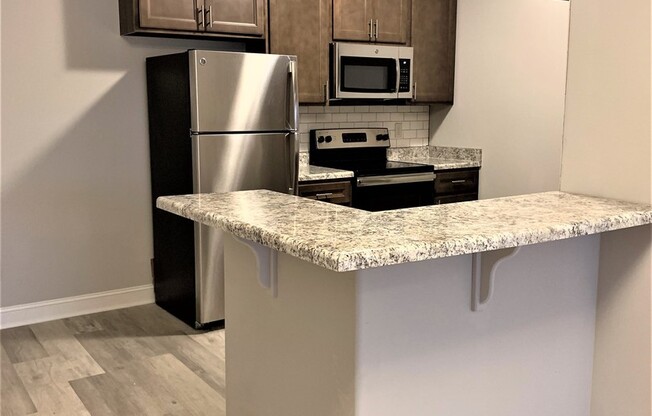 1 bed, 1 bath, 848 sqft, $775, Unit 07