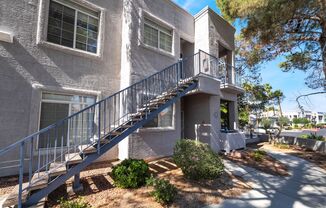 2 bedroom remodeled condo in the Henderson area towards green valley