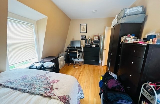 9 RICE ST