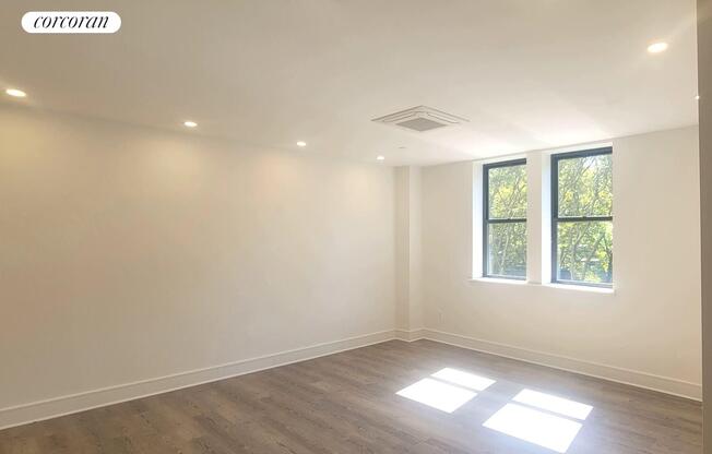 1 bed, 1 bath, $5,500, Unit 4F