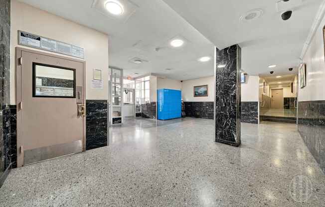 2 beds, 1 bath, -1 sqft, $3,399, Unit 4C