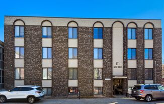 1 Bedroom on Main Street Downtown Madison