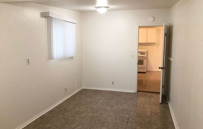 2 beds, 1 bath, $2,850