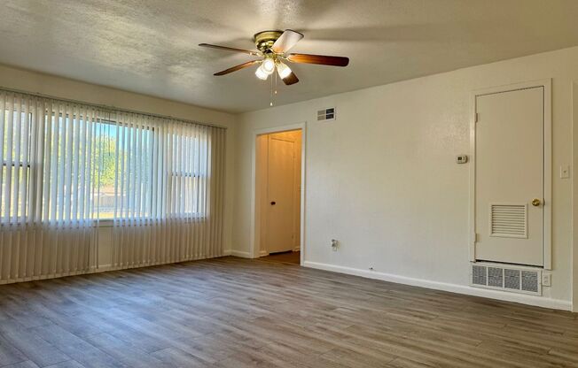 3 beds, 1 bath, $1,075