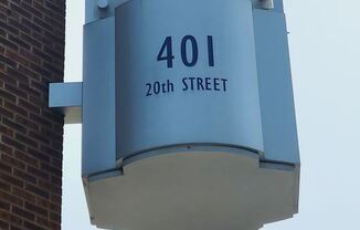 401 - 20th Street, S - #306