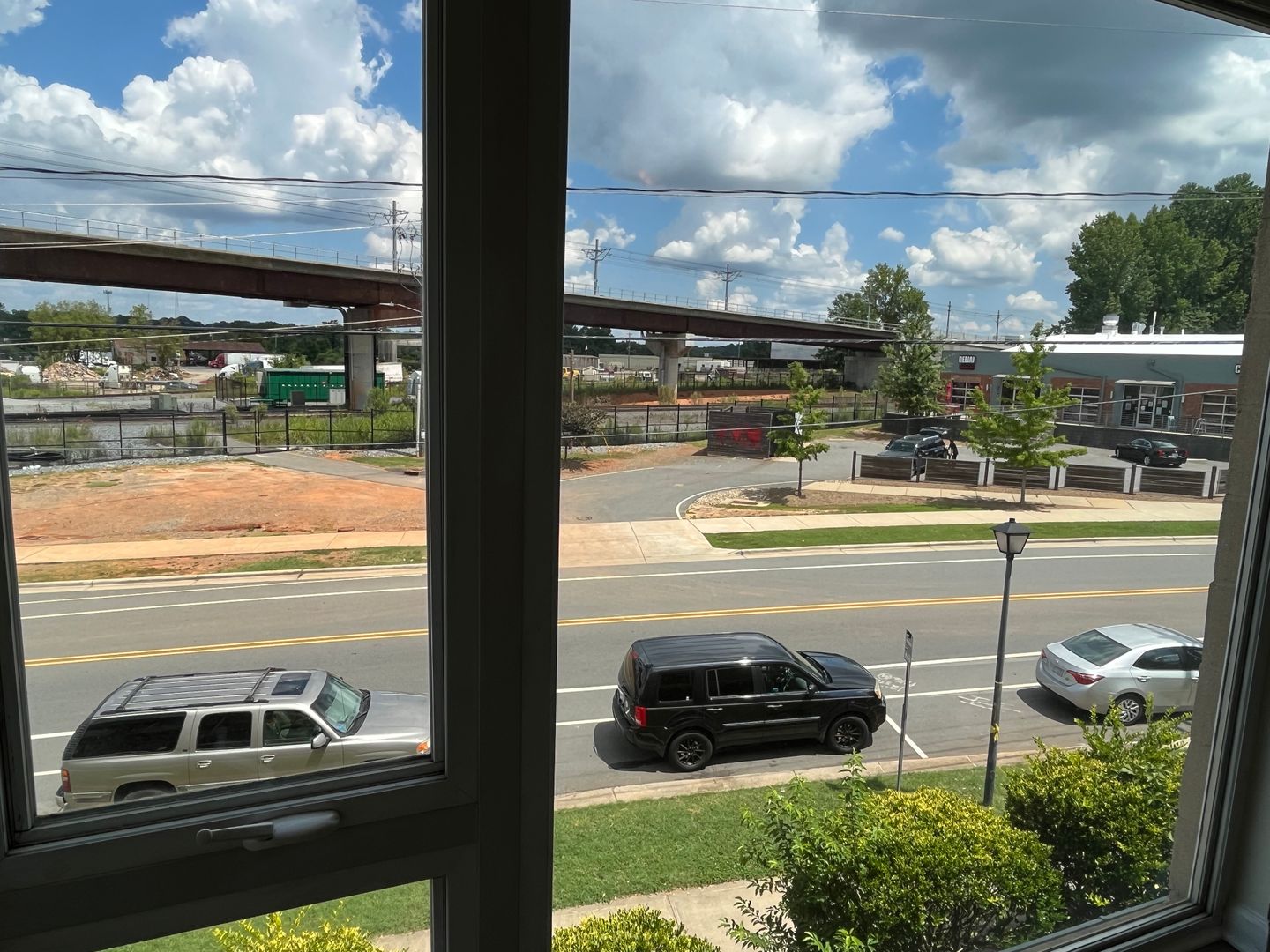 Great 2 Bed Condo in NODA with 1 Car Garage