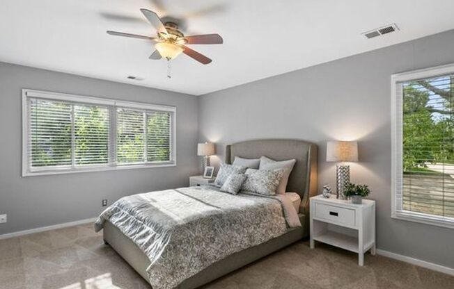 Bright & Beautiful 4-bed, 2-bath Home in South Boulder - Available June 9th!