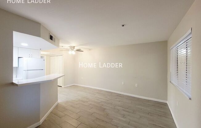 12221 W Bell Road Unit 185