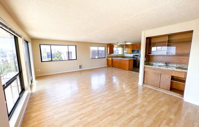 4 beds, 2 baths, 1,732 sqft, $4,595, Unit 100