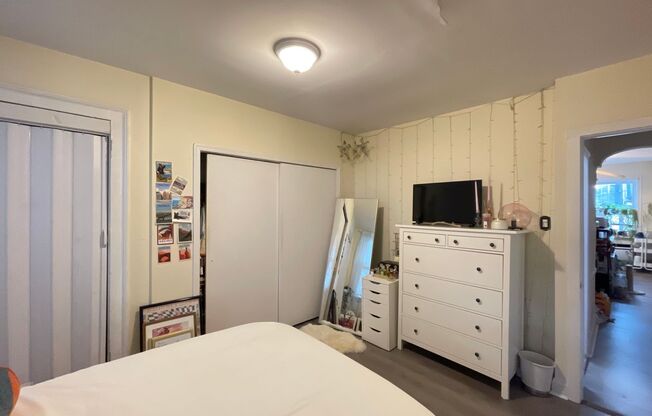 3 beds, 2 baths, 1,400 sqft, $3,200, Unit 3F