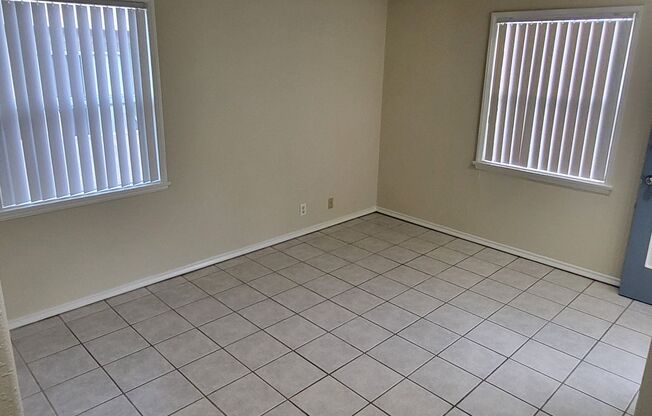 2100 Cabrillo Ave.