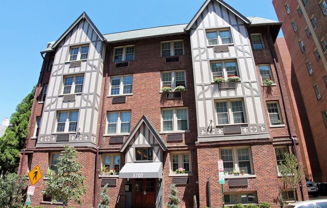 Fleetwood Apartments