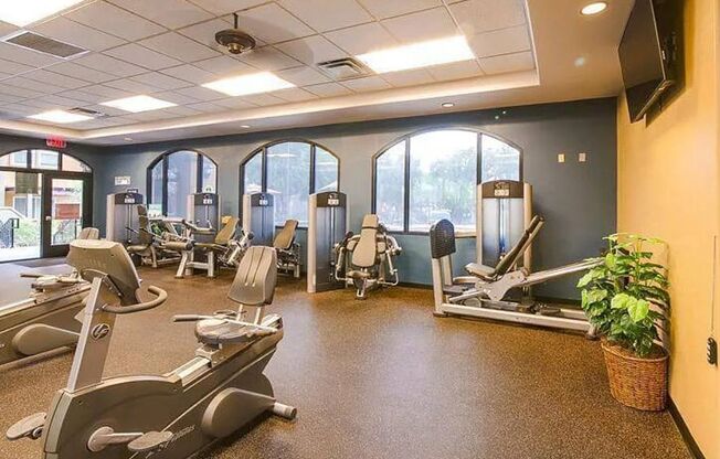 4 beds, 3 baths, $3,220, Unit # 129