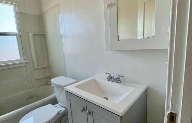 Studio, 1 bath, $1,495