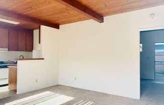 OCEAN BEACH APARTMENT 2 BLOCKS TO THE BEACH & PIER - 1BD/1BA - $2,395/mo!