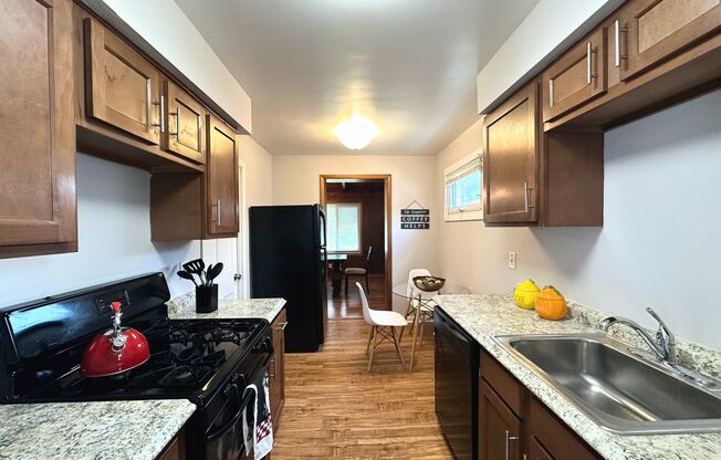 4 Bedroom Bungalow for Rent! Euclid, Ohio