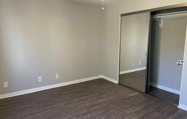 2 beds, 1 bath, 890 sqft, $2,595, Unit 0034