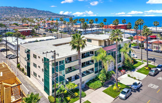 Royal Towers Apartments