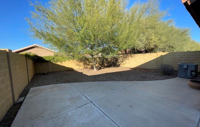 2250 E Deer Valley Rd #118