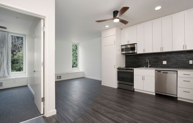 1 bed, 1 bath, 529 sqft, $1,895, Unit 608