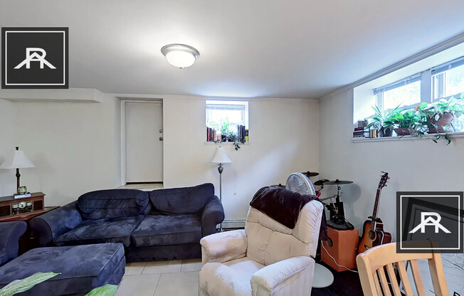 17 GLENVILLE