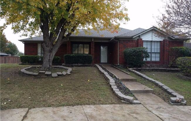 Great House in Glenbrook Meadows!!