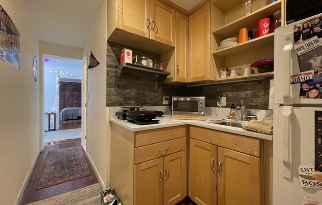 64 W CEDAR ST