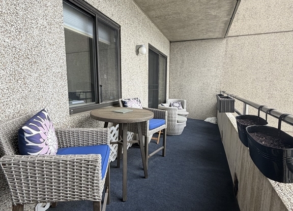 376 Ocean Ave #1005