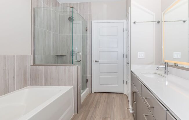 3 beds, 2 baths, 1,449 sqft, $2,899, Unit 135