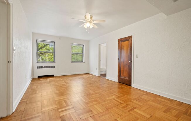 1 bed, 1 bath, 851 sqft, $1,000, Unit 306