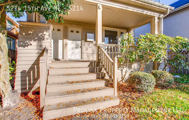 5214 15 AVE NE