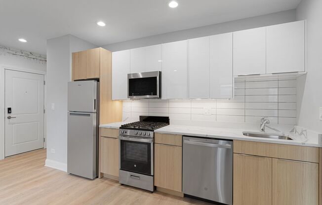 1 bed, 1 bath, 377 sqft, $1,650, Unit 1631-1F