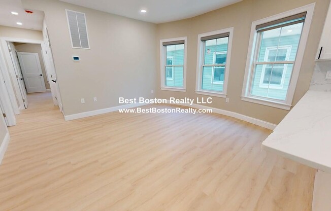 231 HIGHLAND AVE