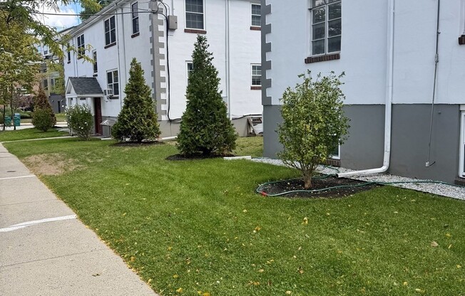 8 MENOTOMY RD