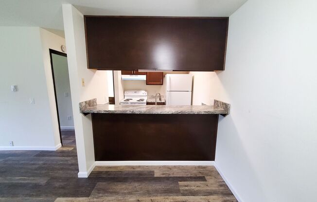 1 bed, 1 bath, 700 sqft, $1,169, Unit 2117-6