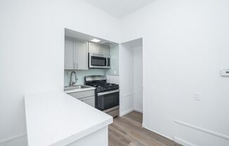 1 bed, 1 bath, 480 sqft, $1,895, Unit 009#B33