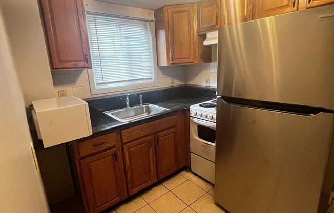 243 Lake St Apt 4
