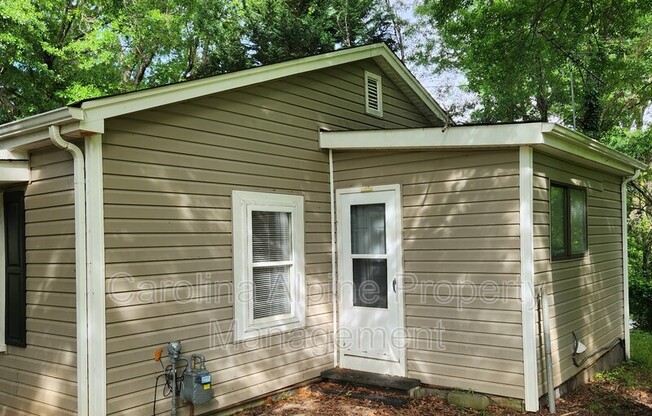 1603 HOLLY LEAF AVE